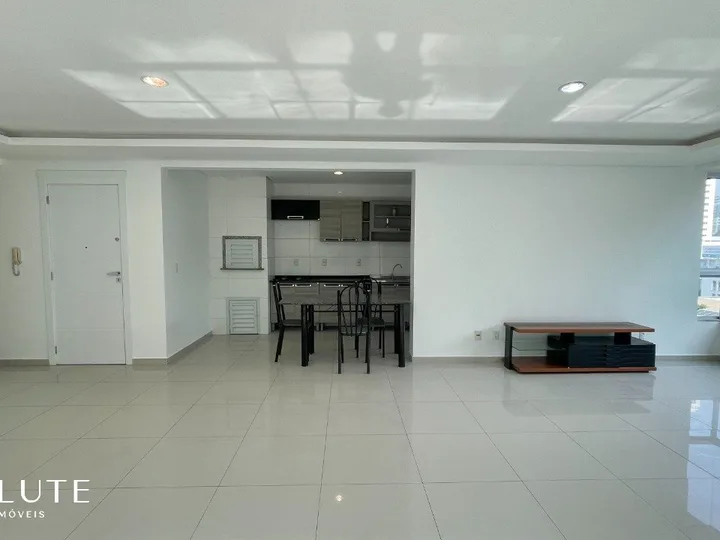 Apartamento aluguel anual 3 suítes no Ariribá
