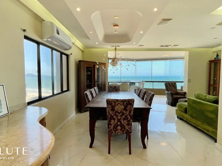 Apartamento à venda 3 Suítes na Barra Sul