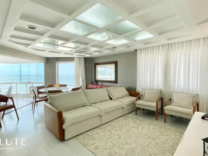 Apartamento à venda 3 suítes na Barra Sul