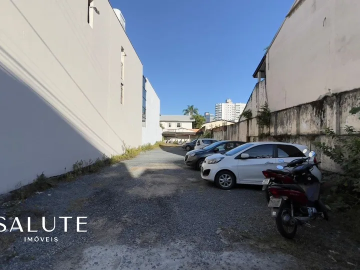 Terreno à venda no Centro de Itajaí