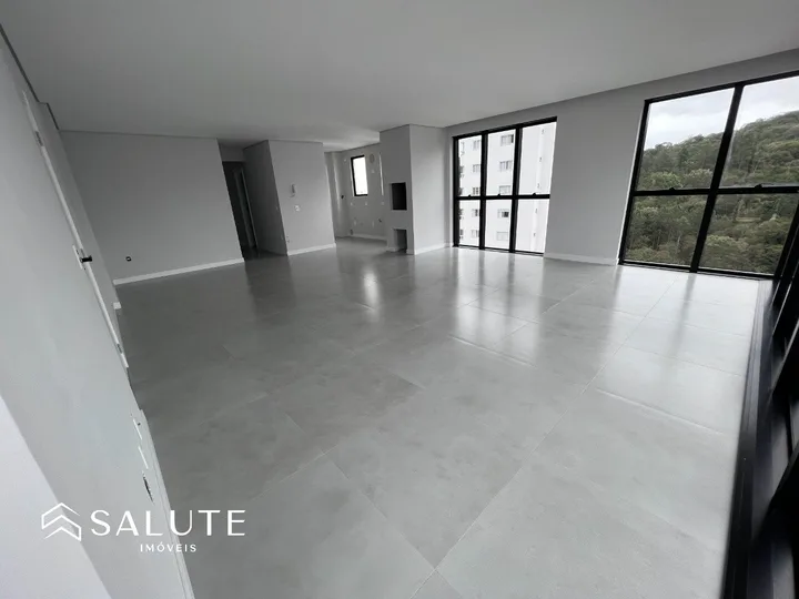 Apartamento 4 suítes no Bairro Pioneiros