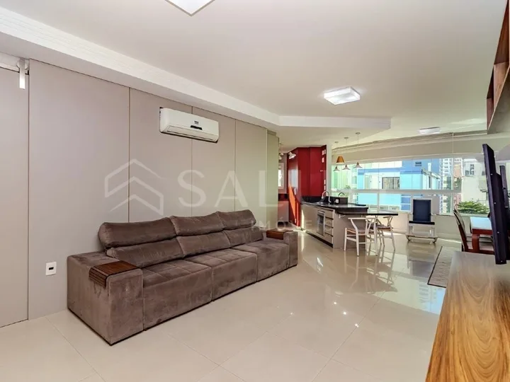 Apartamento à venda 3 Dormitórios na Barra Sul