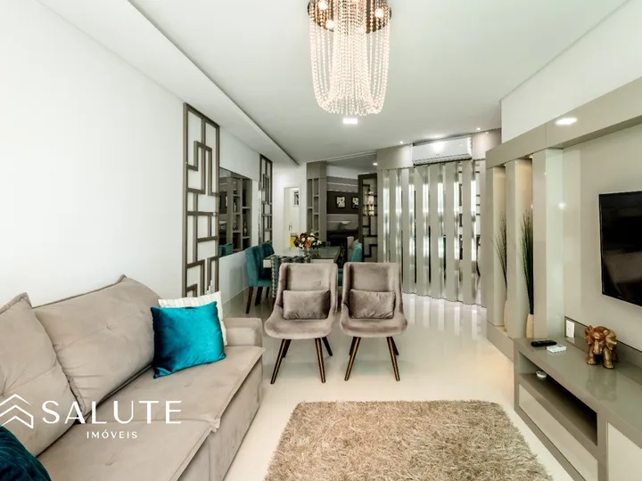 Apartamento Mobiliado com 3 Suítes no Centro