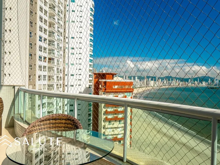Apartamento à venda 3 suítes na Barra Sul.