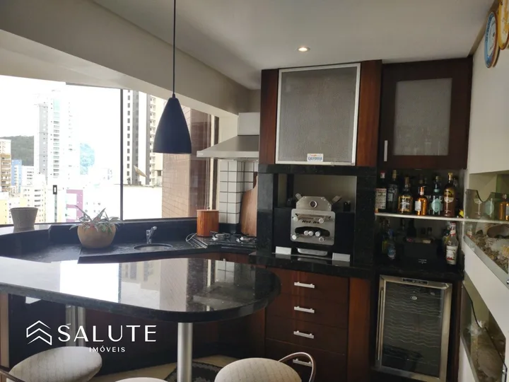 Excelente Apartamento Quadra Mar