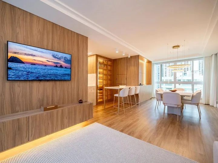 Apartamento à venda 3 Dormitórios no Centro