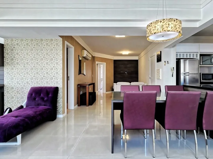Apartamento à venda 3 suítes no Centro