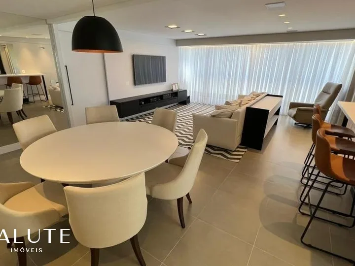Apartamento 3 dormitórios à venda na Barra Sul
