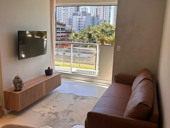 Apartamento à venda com 2 Dormitórios Praia Brava.