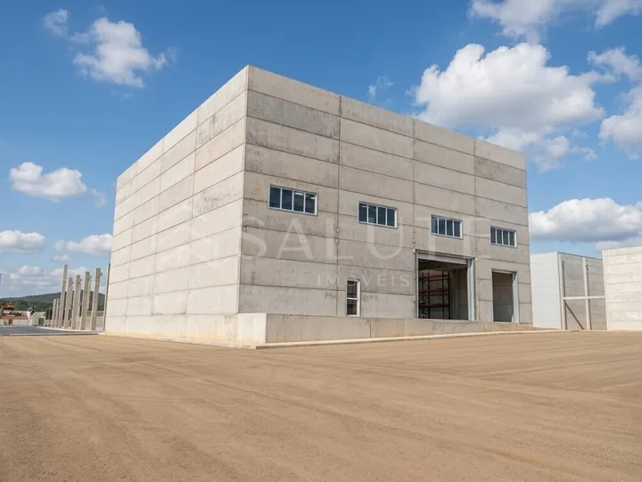 Sala Comercial aluguel 1150 m² em Itaipava