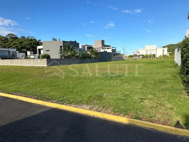 Terreno à venda 360.34 m² em Santa Regina