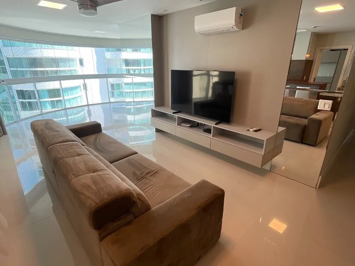 Apartamento à venda 3 Suítes na Praia Brava