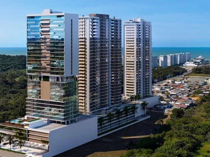 Apartamento à venda 3 suítes na Praia Brava