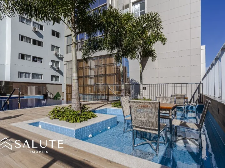 Apartamento á Venda com 4 Suítes no Centro