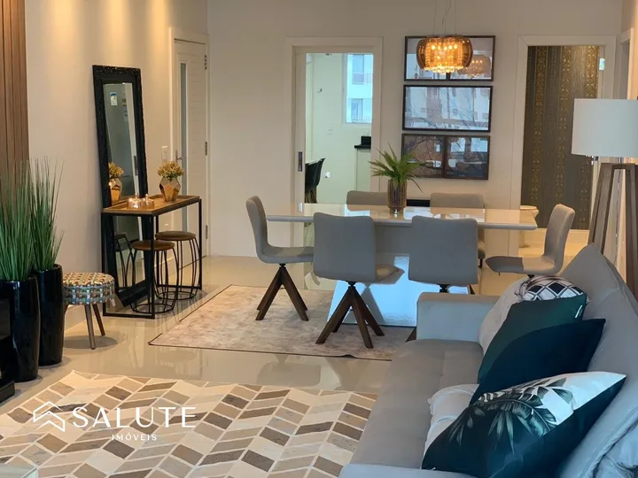 Ótimo apartamento com 3 suítes.