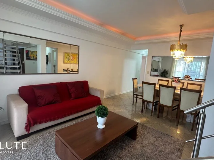 Apartamento à venda 04 Dormitórios no Centro