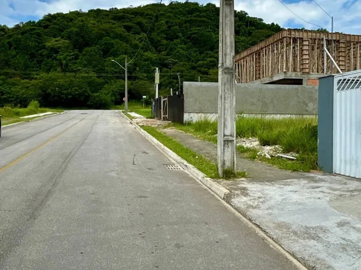 Terreno á Venda com 405 de área total