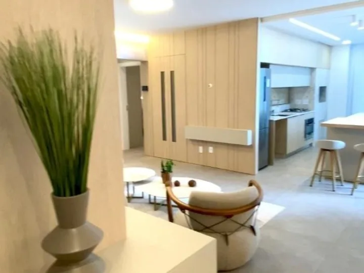 Apartamento à venda com 3 suítes em Piçarras
