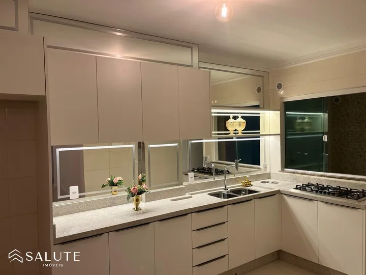 Apartamento à venda com 2 dormitórios nas Nações
