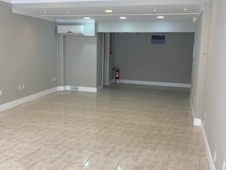 Sala comercial à venda no Centro