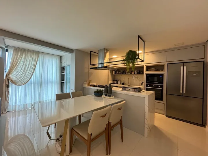 Apartamento aluguel anual 2 dormitórios na Praia Brava de Itajaí