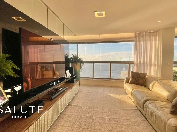Apartamento alto padrão com 4 suítes