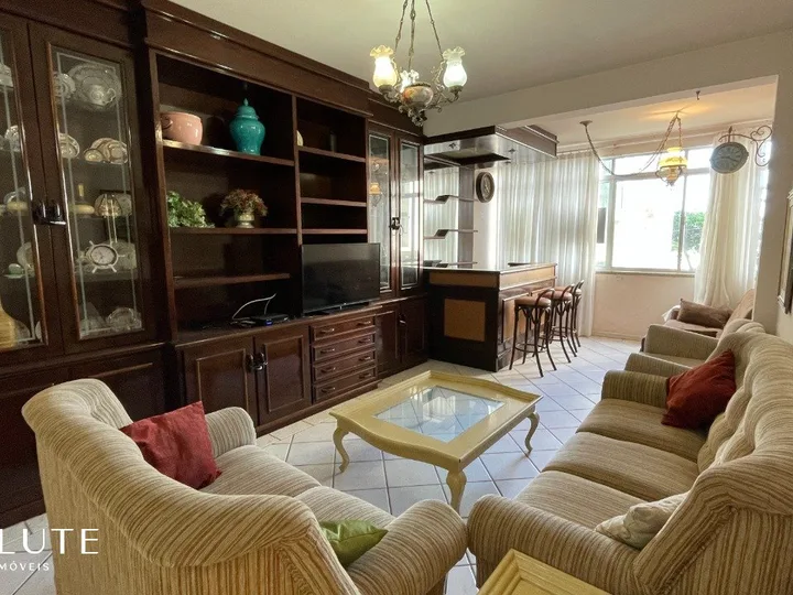 Apartamento à venda 2 dormitórios no Centro