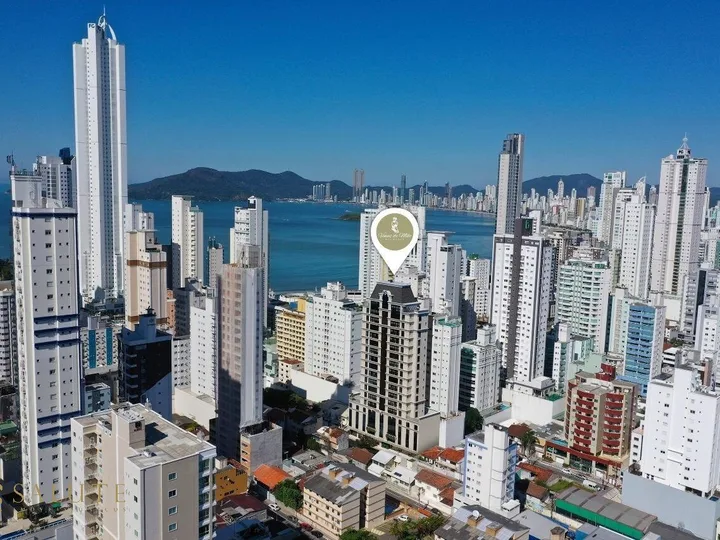 Apartamento 3 suítes no bairro Pioneiros