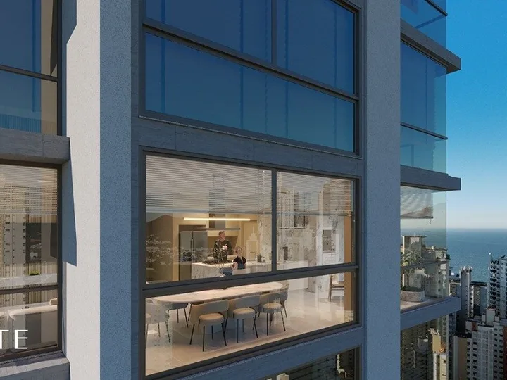 Apartamento à venda 4 Suítes na Barra Sul