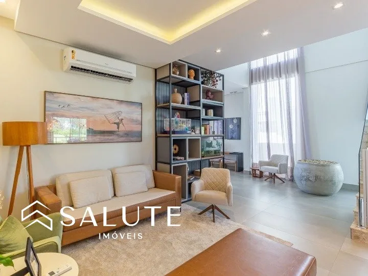 Casa à venda com 4 suítes em Camboriú