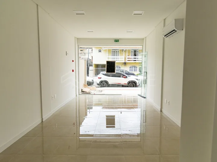 Sala comercial aluguel anual nas Nações