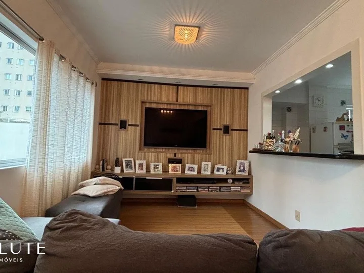 Apartamento à venda com 3 dormitórios no Centro