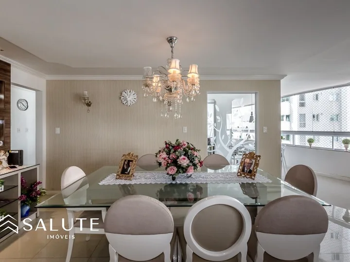 Apartamento Duplo com 4 Dormitórios