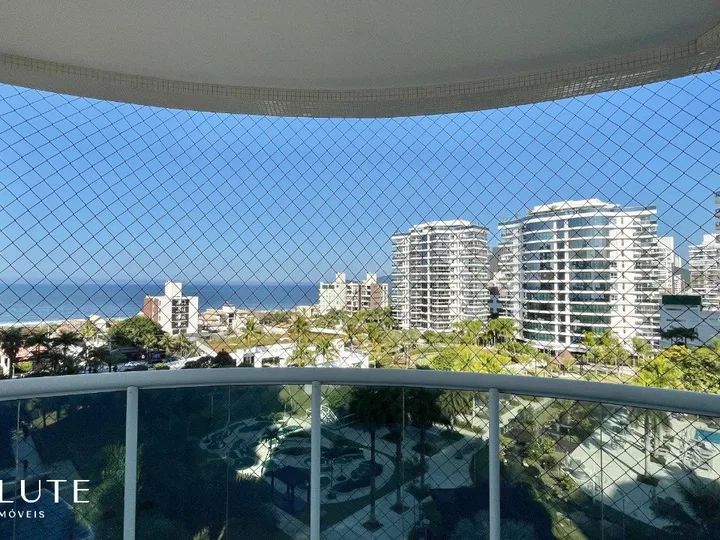 Apartamento à venda 4 dormitórios na Praia Brava