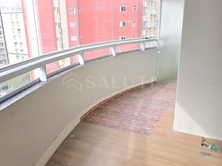 Apartamento à venda 3 dormitórios no Centro