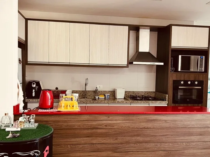 Apartamento à venda com 4 suítes no Centro