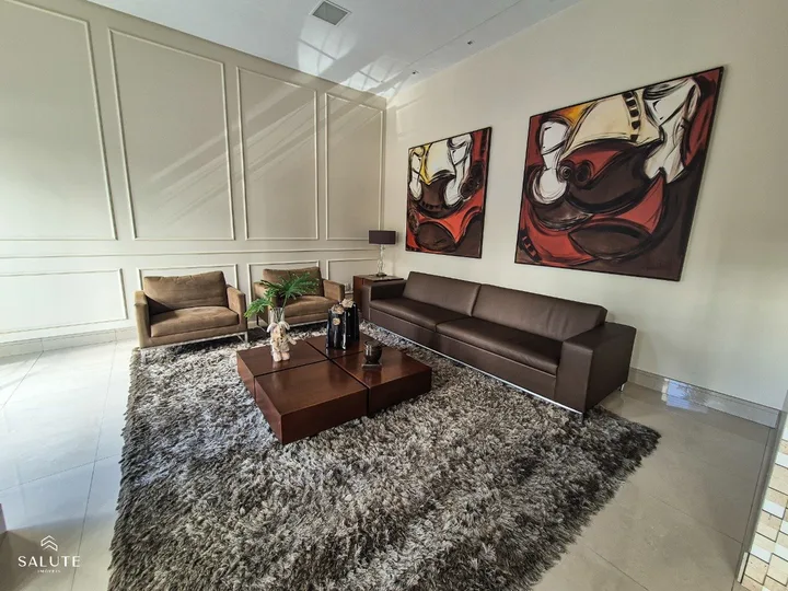 Apartamento com 3 Suítes a venda no Centro