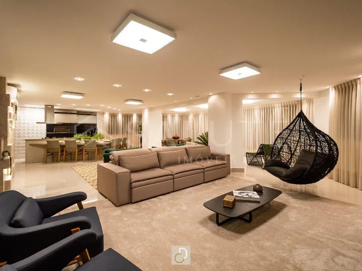 Apartamento à venda 4 suítes no Centro