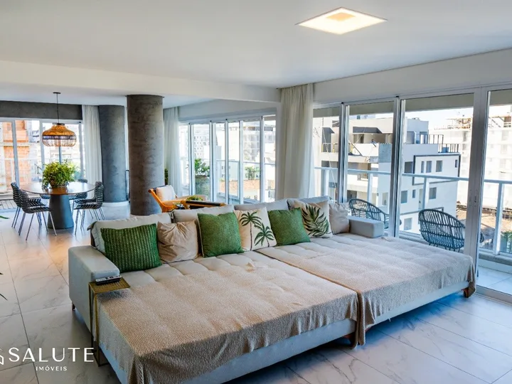 Apartamento à venda 4 dormitórios na Praia Brava