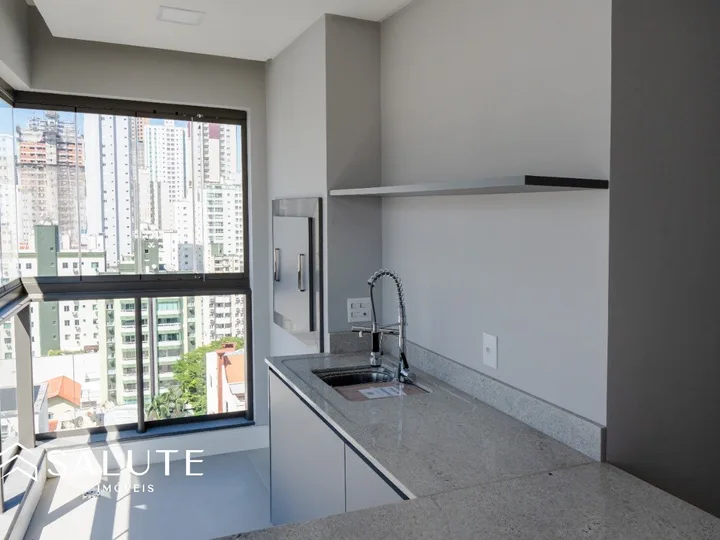 Apartamento à venda 3 suítes no Centro