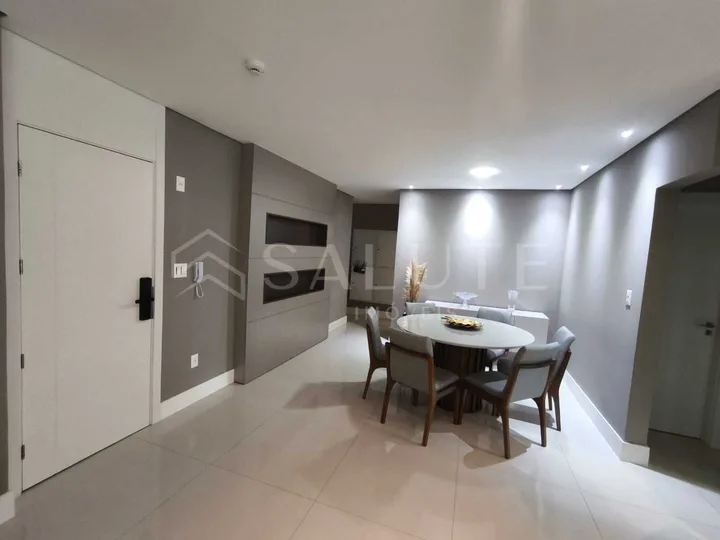 Apartamento aluguel anual 4 dormitórios em Pioneiros