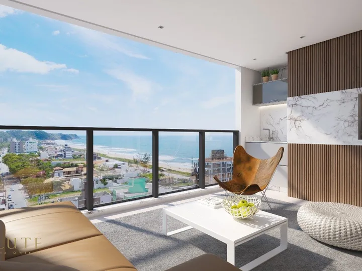 Apartamento 3 suítes na Praia Brava