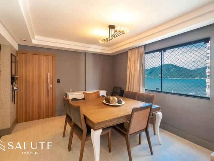 Apartamentos à venda 3 dormitórios na Barra Sul