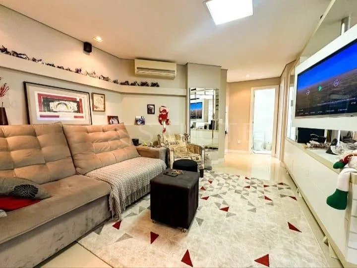 Apartamento à venda 3 dormitórios Barra Norte.