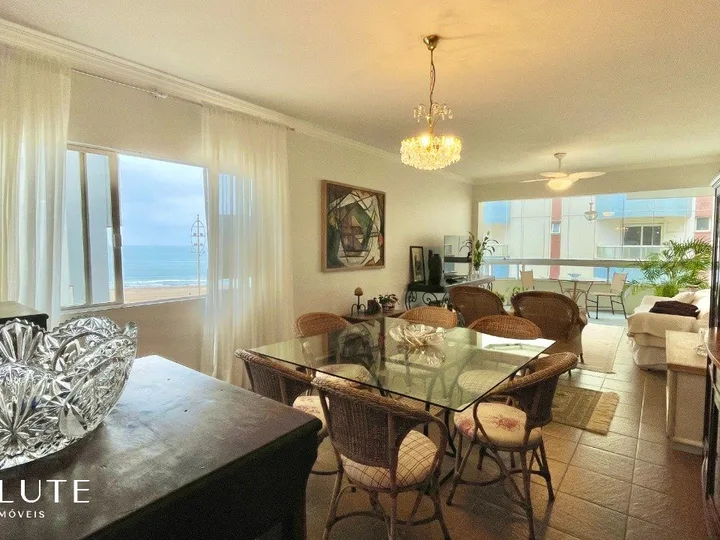 Apartamento à venda 3 dormitórios na Barra Sul