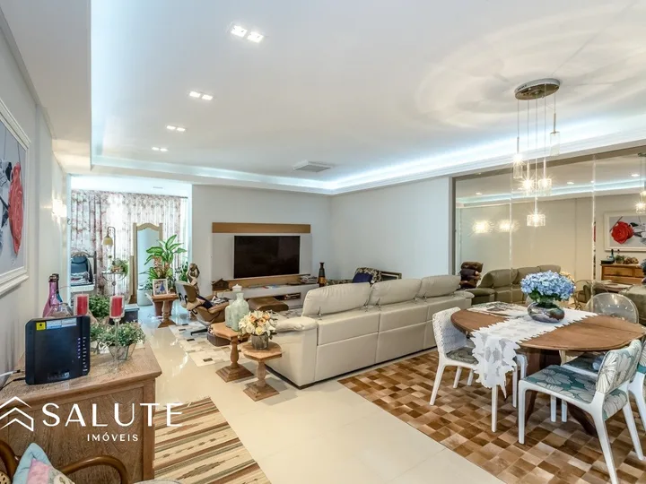 Apartamento Semi Mobiliado com 03 Suítes no Centro