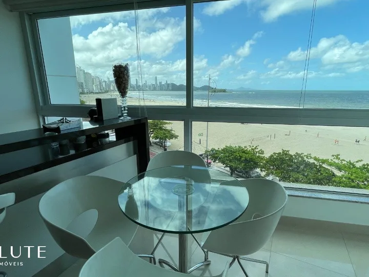 Apartamento à venda 4 suítes Frente Mar Barra Sul
