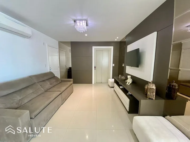 Apartamento à venda 3 suítes no Pioneiros