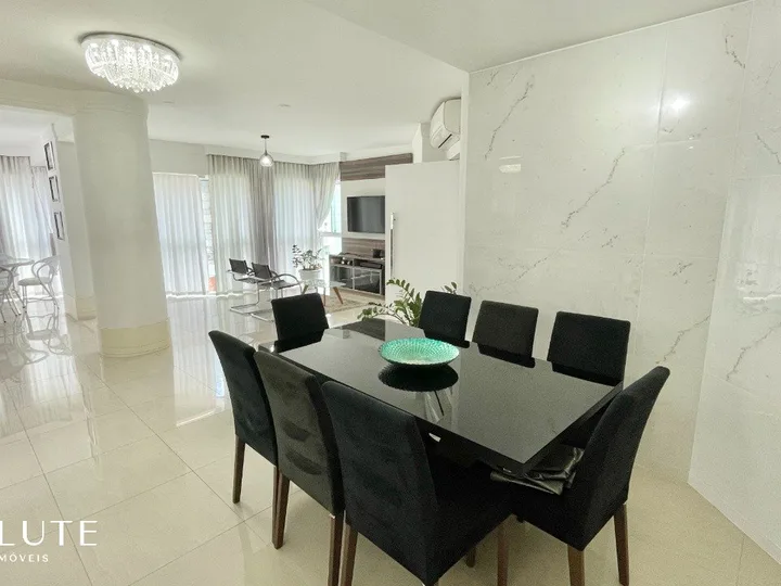 Apartamento 3 dormitórios na Barra Sul