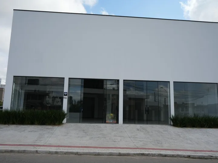 Galpão à venda 582.37 m² no Santa Regina